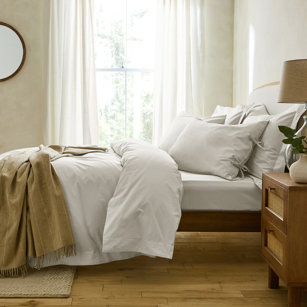 White 300 Thread Count Edged Duvet Cover with Tie Hem