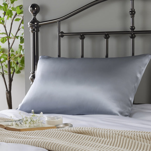 Ice Grey 100% Mulberry Silk Luxuriously Smooth Hypoallergenic Pillowcase x1