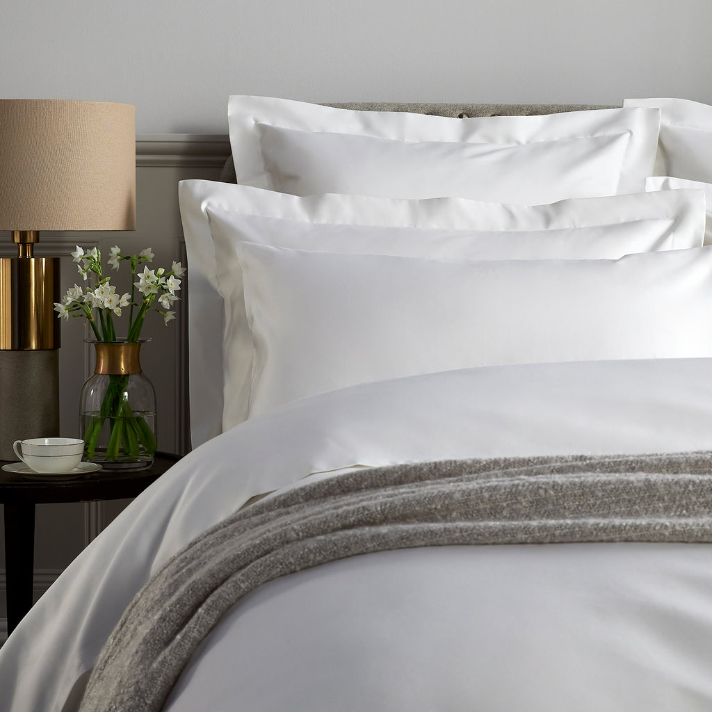 1000 Thread Count Luxurious Standard Pillowcase Pair - White | Bed ...