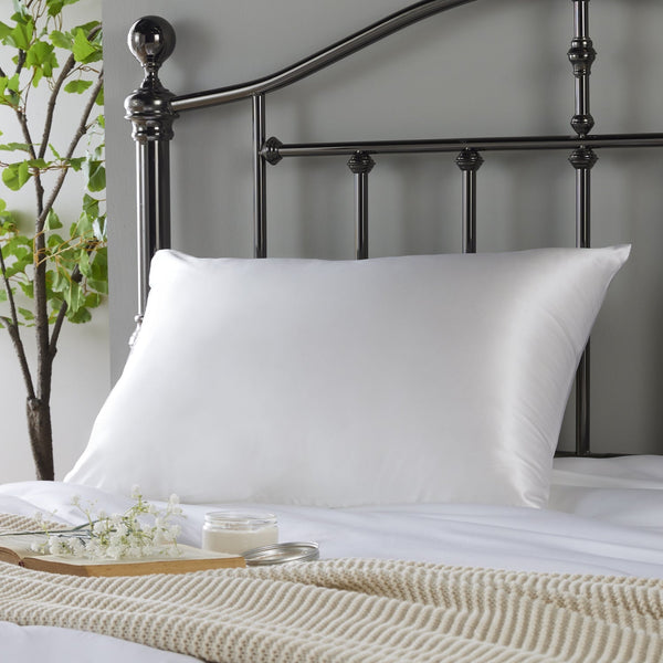White 100% Mulberry Silk Luxuriously Smooth Hypoallergenic Pillowcase x1