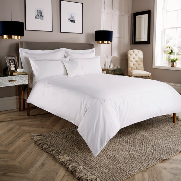 600 Thread Count Embroidered Duvet Cover With Motif Corner - Superking